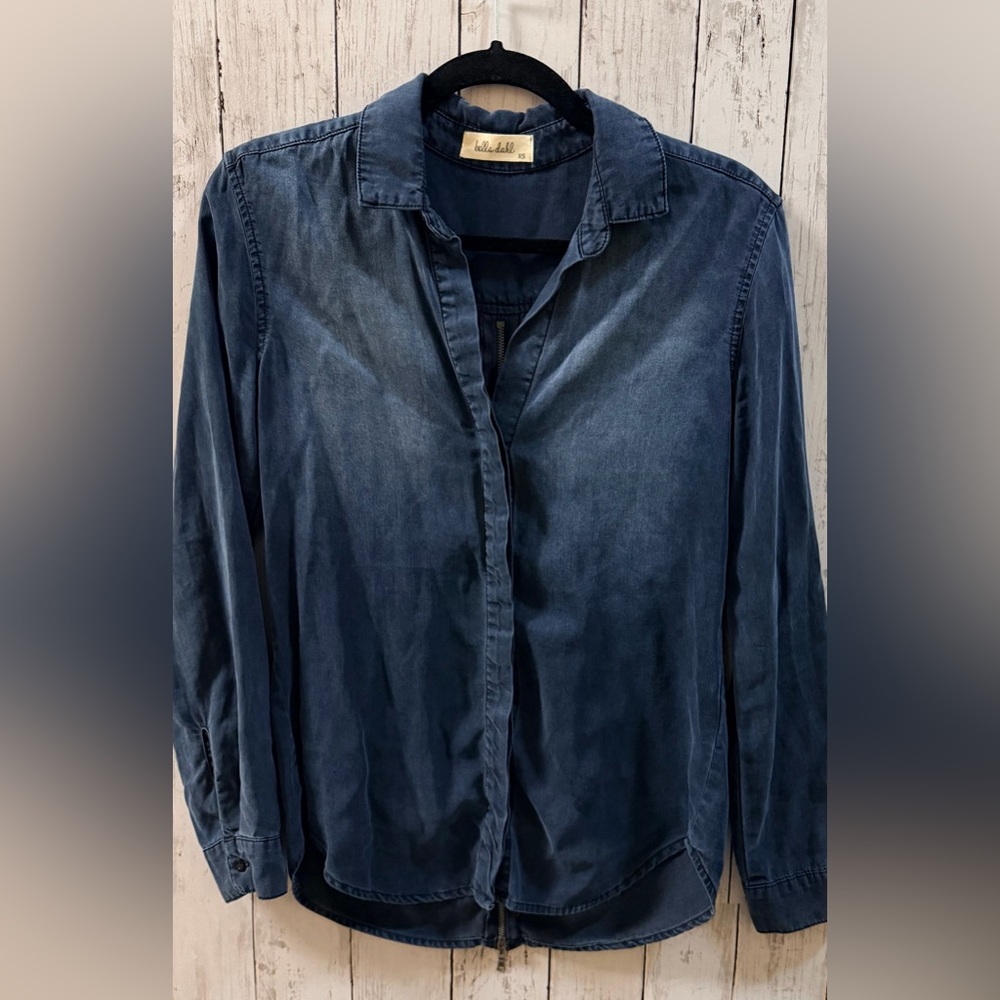 Bella Dahl Dark Blue Casual Shirt